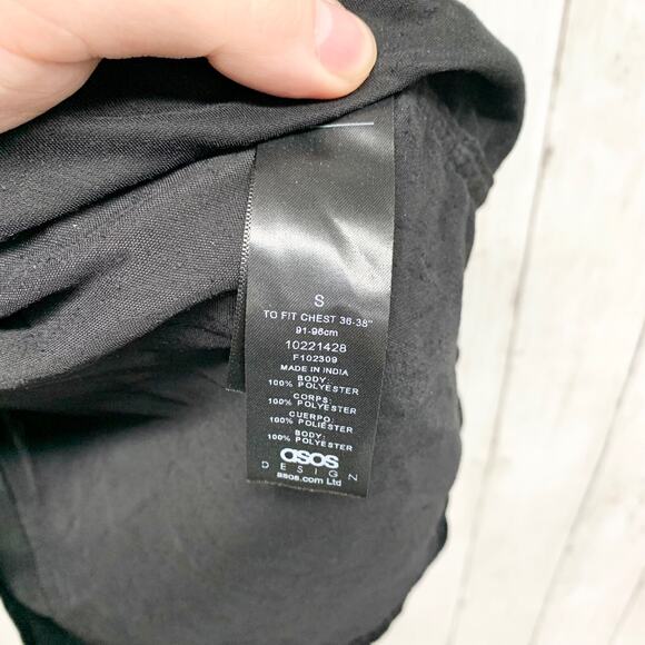 Asos Top Women Size Small Long Sleeve Mock Neck Zip Closure Velvet Blouse Black - Picture 3 of 7